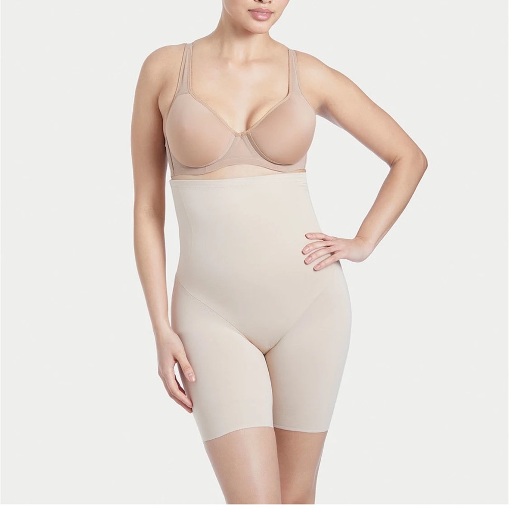 NWOT TC Fine Intimates Shape Away Hi-Waist Thigh Slimmer with Back Magic…